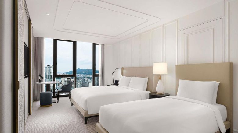 <b>Sofitel Ambassador Seoul Room</b>. Images powered by <a href="https://iceportal.shijigroup.com/" title="IcePortal" target="_blank">IcePortal</a>.
