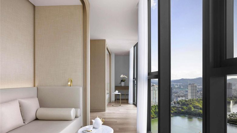 <b>Sofitel Ambassador Seoul Spa</b>. Images powered by <a href="https://iceportal.shijigroup.com/" title="IcePortal" target="_blank">IcePortal</a>.