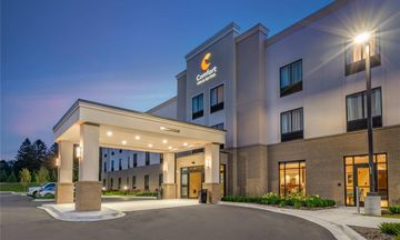 Comfort Inn & Suites Clarkston