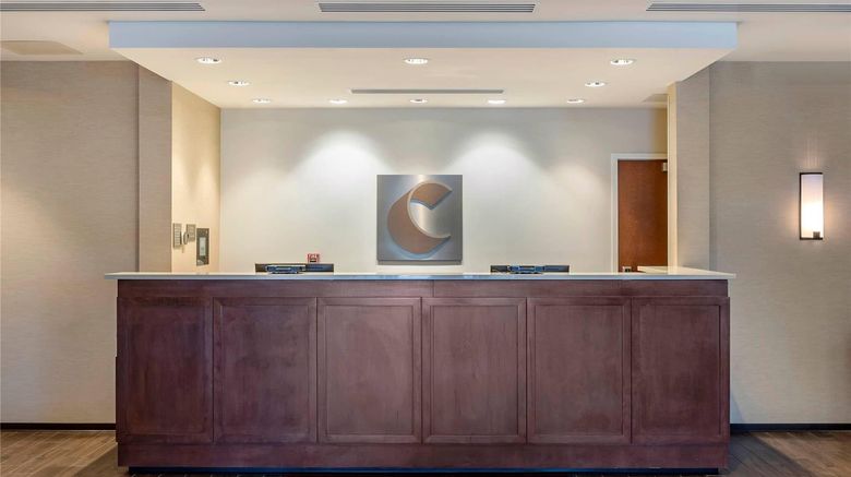 <b>Comfort Inn & Suites Clarkston Lobby</b>. Images powered by <a href="https://iceportal.shijigroup.com/" title="IcePortal" target="_blank">IcePortal</a>.