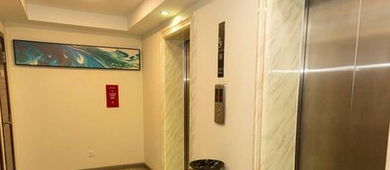 Ramada Encore by Wyndham Chinatown Lobby