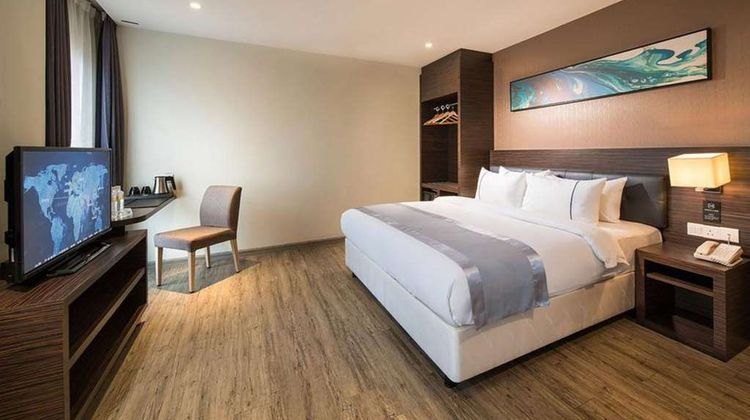 Ramada Encore by Wyndham Chinatown Room
