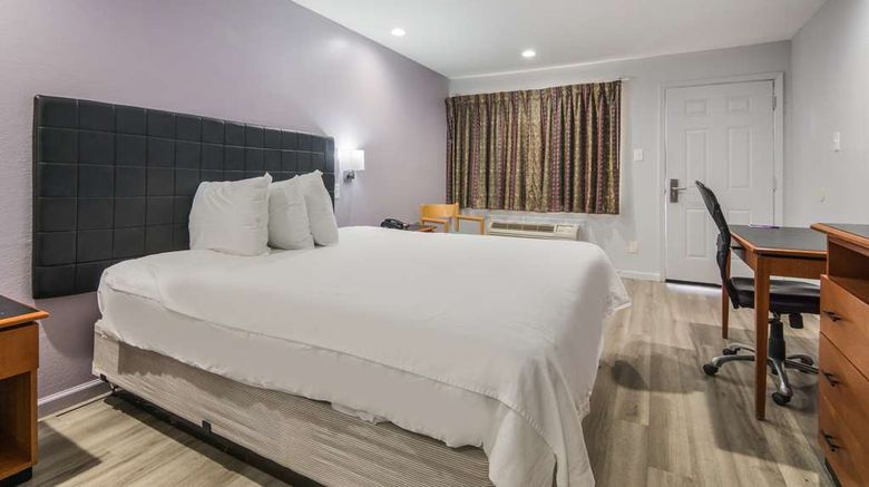 <b>Knights Inn North Richland Hills Room</b>. Images powered by <a href="https://iceportal.shijigroup.com/" title="IcePortal" target="_blank">IcePortal</a>.