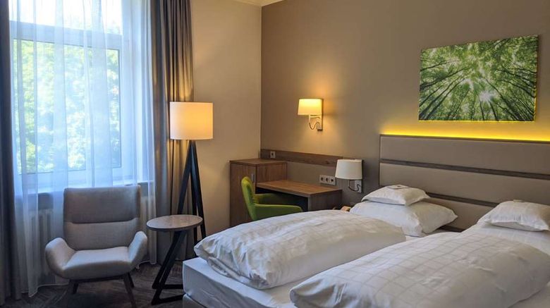 <b>Parkhotel Am Taunus Room</b>. Images powered by <a href="https://iceportal.shijigroup.com/" title="IcePortal" target="_blank">IcePortal</a>.