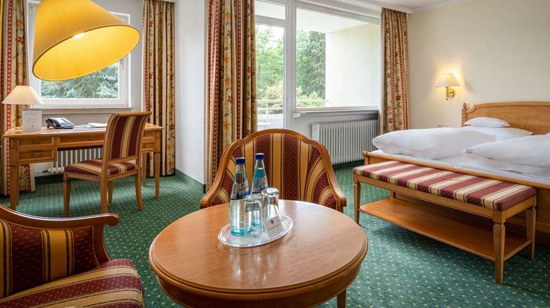 <b>Parkhotel Am Taunus Room</b>. Images powered by <a href="https://iceportal.shijigroup.com/" title="IcePortal" target="_blank">IcePortal</a>.