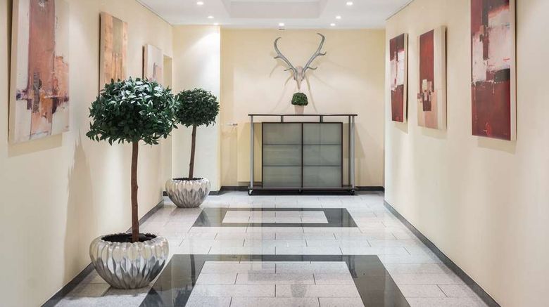 <b>Parkhotel Am Taunus Recreation</b>. Images powered by <a href="https://iceportal.shijigroup.com/" title="IcePortal" target="_blank">IcePortal</a>.
