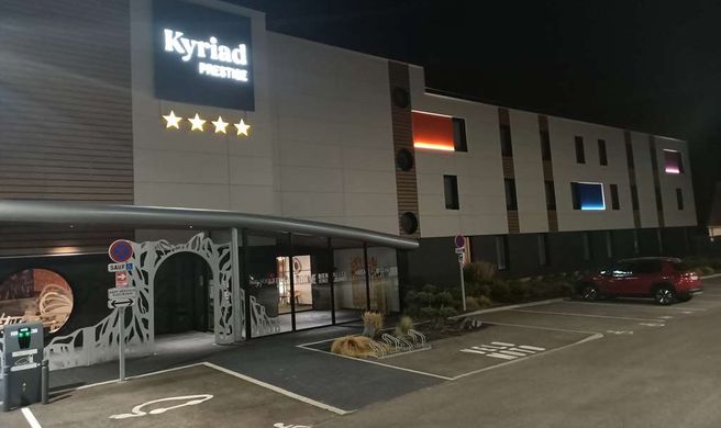 Kyriad Prestige Amiens Poulainville Exterior