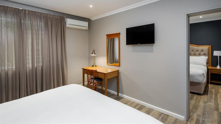 Premier Express Inn George Room