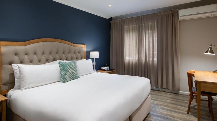 Premier Express Inn George Room