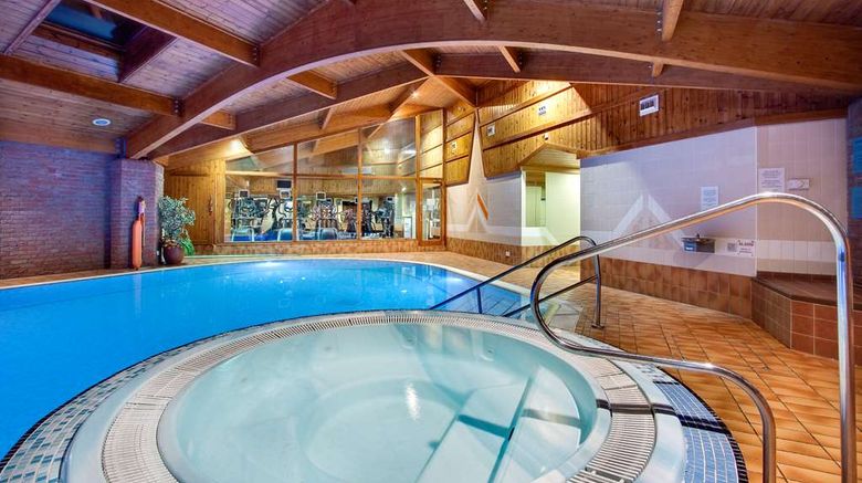 <b>Lea Marston Hotel Pool</b>. Images powered by <a href="https://iceportal.shijigroup.com/" title="IcePortal" target="_blank">IcePortal</a>.