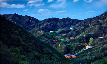 Commune by The Great Wall
