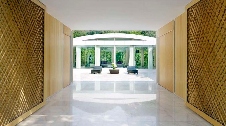 <b>Commune by The Great Wall Room</b>. Images powered by <a href="https://iceportal.shijigroup.com/" title="IcePortal" target="_blank">IcePortal</a>.