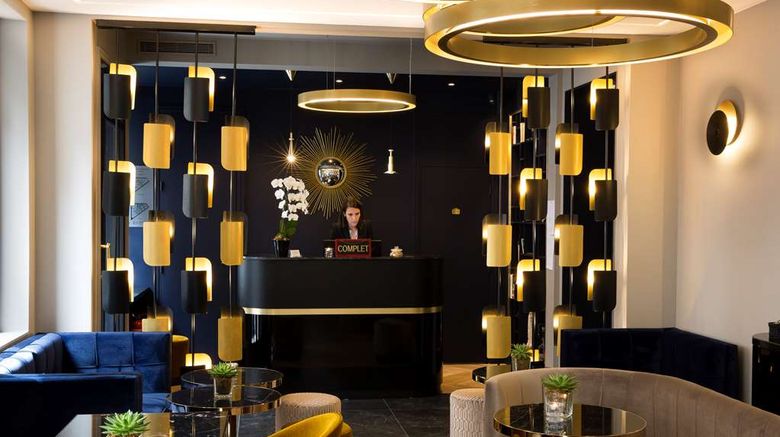 <b>Le 10 Bis Hotel Lobby</b>. Images powered by <a href="https://iceportal.shijigroup.com/" title="IcePortal" target="_blank">IcePortal</a>.
