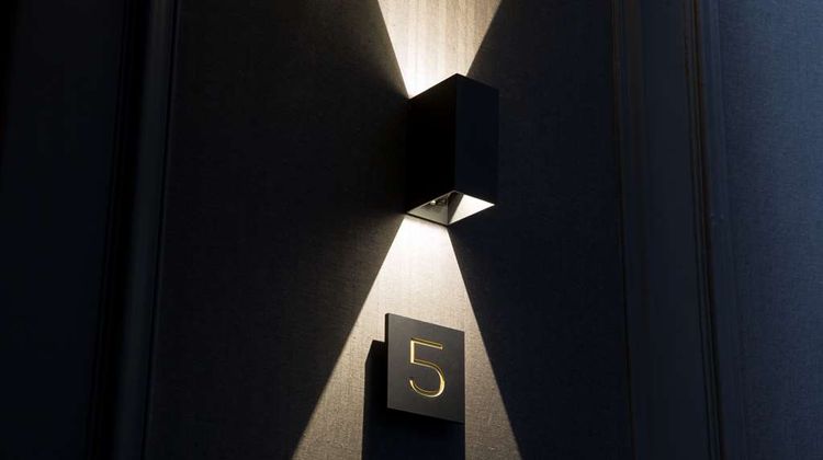Le 10 Bis Hotel Lobby