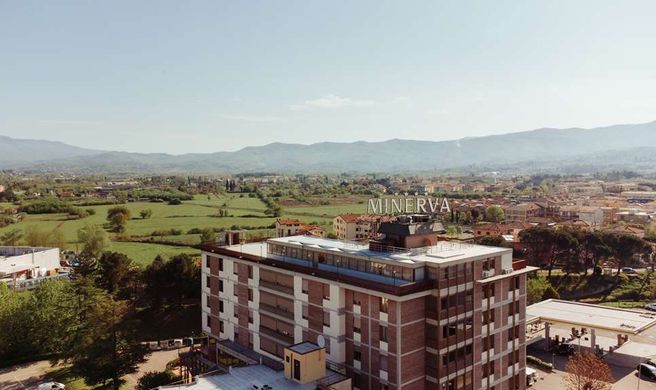 Minerva Hotel Exterior