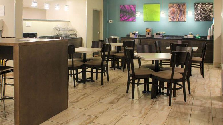 <b>Sleep Inn Indianapolis East Restaurant</b>. Images powered by <a href="https://iceportal.shijigroup.com/" title="IcePortal" target="_blank">IcePortal</a>.