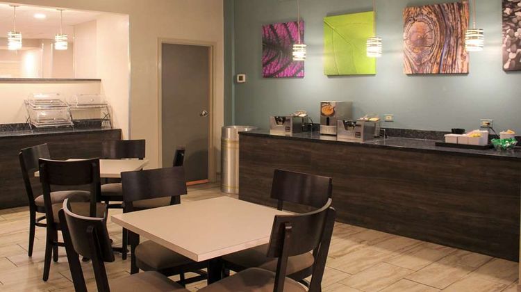 Sleep Inn Indianapolis East Restaurant