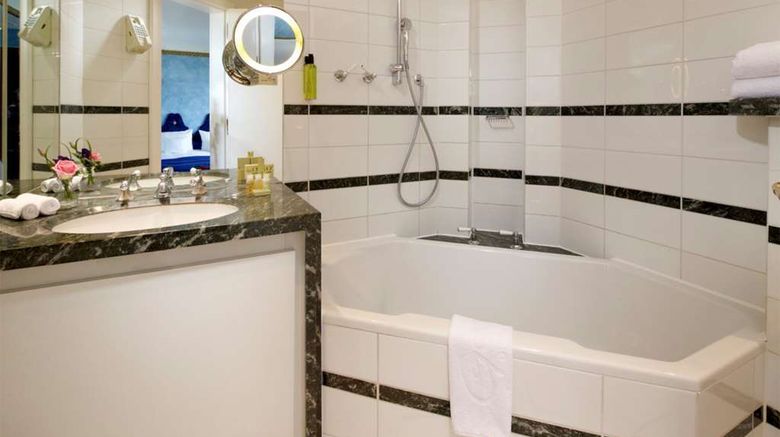 <b>Hotel Parc Belair Room</b>. Images powered by <a href="https://iceportal.shijigroup.com/" title="IcePortal" target="_blank">IcePortal</a>.