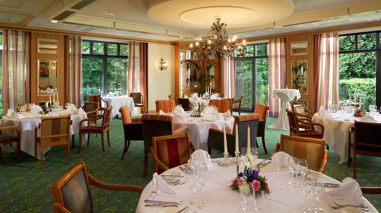<b>Hotel Parc Belair Restaurant</b>. Images powered by <a href="https://iceportal.shijigroup.com/" title="IcePortal" target="_blank">IcePortal</a>.