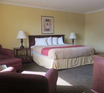 Travelodge by Wyndham Stratton Room