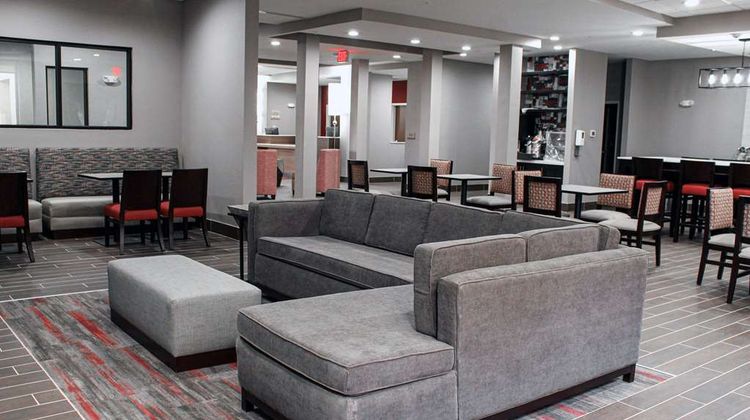Hawthorn Suites by Wyndham Oklahoma City Lobby