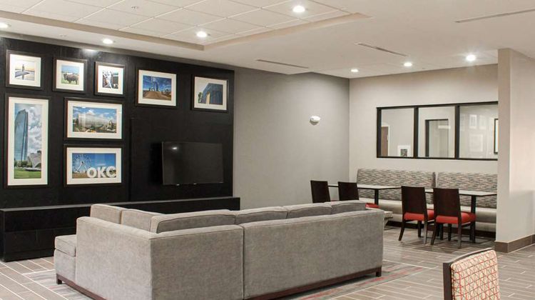 Hawthorn Suites by Wyndham Oklahoma City Restaurant