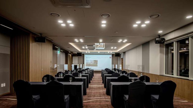 <b>Best Western Plus Hotel Sejong Ballroom</b>. Images powered by <a href="https://iceportal.shijigroup.com/" title="IcePortal" target="_blank">IcePortal</a>.