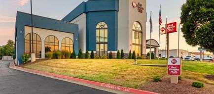 Best Western Plus Harrisonburg Exterior