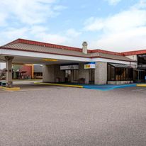 Days Inn by Wyndham Perrysburg