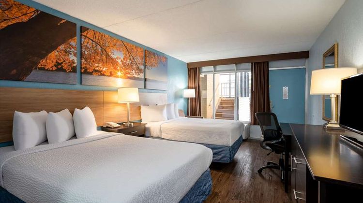 Days Inn by Wyndham Perrysburg Room