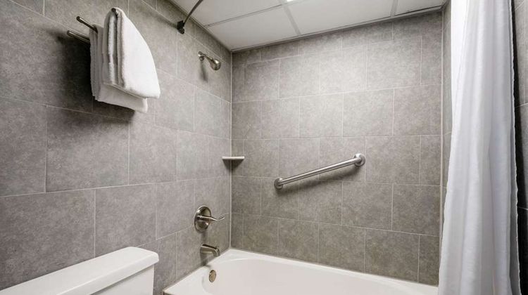 Days Inn by Wyndham Perrysburg Room