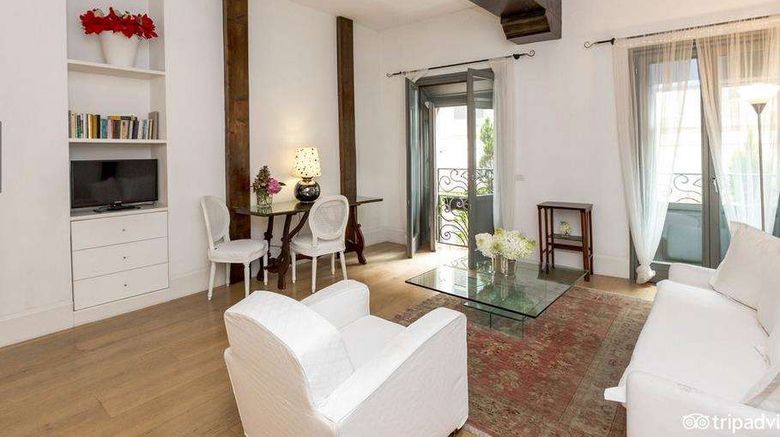 <b>Antica Locanda Dei Mercanti Suite</b>. Images powered by <a href="https://iceportal.shijigroup.com/" title="IcePortal" target="_blank">IcePortal</a>.