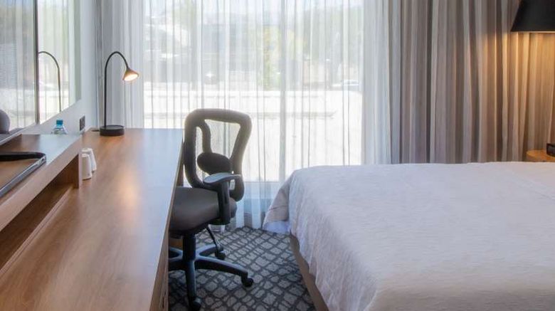 <b>Hampton Aguascalientes Downtown Room</b>. Images powered by <a href="https://iceportal.shijigroup.com/" title="IcePortal" target="_blank">IcePortal</a>.