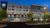 Tru by Hilton Atlanta Galleria Ballpark Exterior