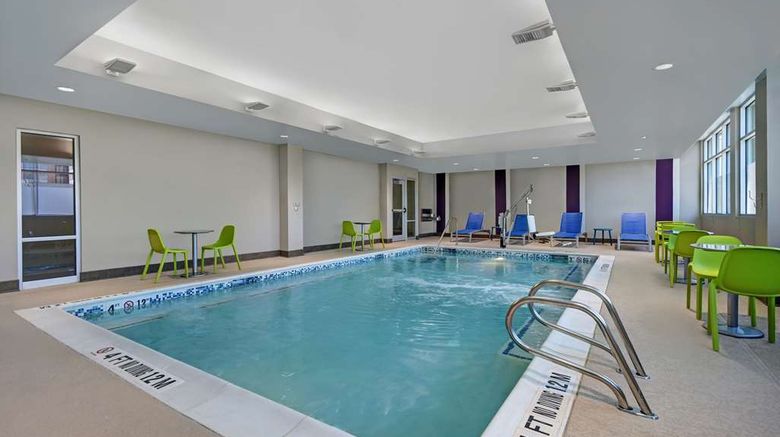 <b>Home2 Suites by Hilton Atlanta Airport N Pool</b>. Images powered by <a href="https://iceportal.shijigroup.com/" title="IcePortal" target="_blank">IcePortal</a>.