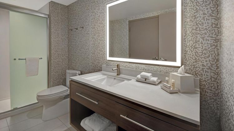 Home2 Suites by Hilton Atlanta Airport N Room