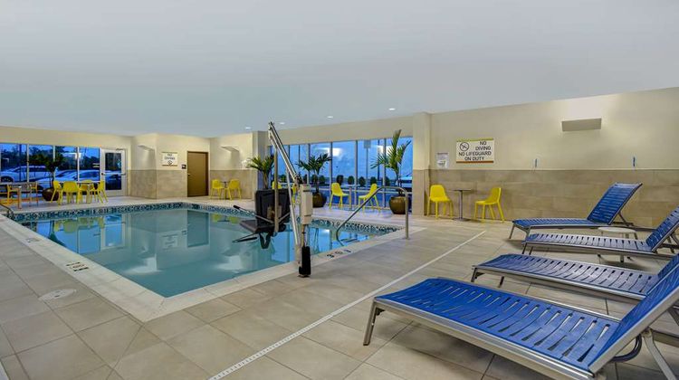 Home2 Suites by Hilton East Hanover Pool