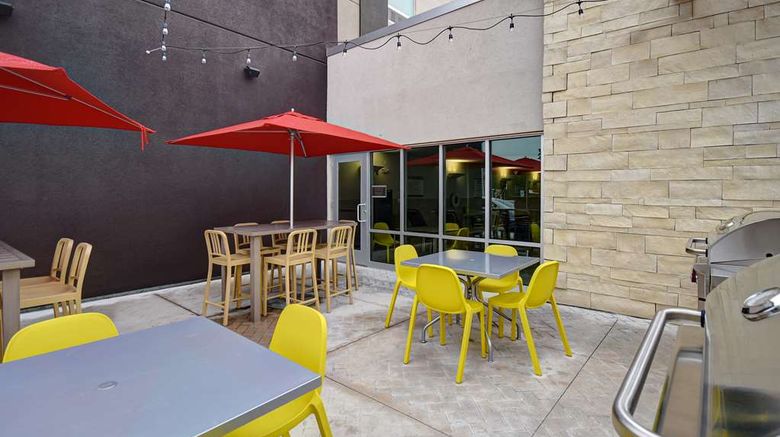 <b>Home2 Suites by Hilton East Hanover Restaurant</b>. Images powered by <a href="https://iceportal.shijigroup.com/" title="IcePortal" target="_blank">IcePortal</a>.