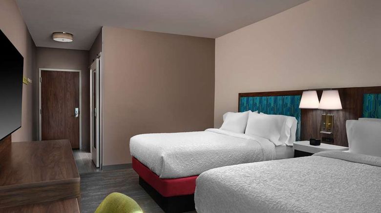 <b>Hampton Inn Pinellas Park St Petersburg Room</b>. Images powered by <a href="https://iceportal.shijigroup.com/" title="IcePortal" target="_blank">IcePortal</a>.