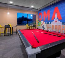 Tru by Hilton Omaha I-80 at 72nd Street Lobby