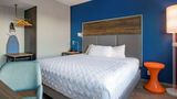 Tru by Hilton Omaha I-80 at 72nd Street Room