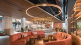 <b>Motto By Hilton Philadelphia Rittenhouse Lobby</b>. Images powered by <a href="https://iceportal.shijigroup.com/" title="IcePortal" target="_blank">IcePortal</a>.