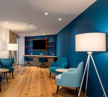 Hampton by Hilton Canterbury Lobby