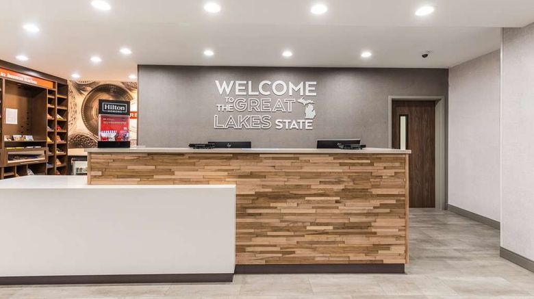 <b>Hampton Inn & Suites Benton Harbor Lobby</b>. Images powered by <a href="https://iceportal.shijigroup.com/" title="IcePortal" target="_blank">IcePortal</a>.