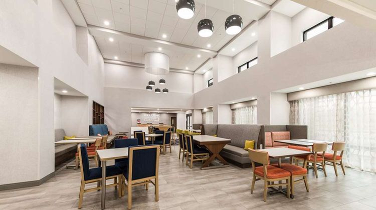 Hampton Inn & Suites Benton Harbor Restaurant