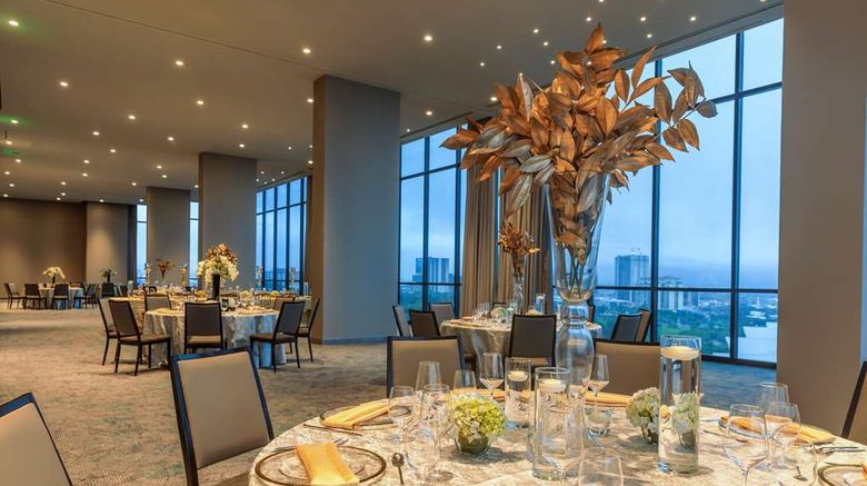 <b>Hilton San Jose La Sabana Restaurant</b>. Images powered by <a href="https://iceportal.shijigroup.com/" title="IcePortal" target="_blank">IcePortal</a>.