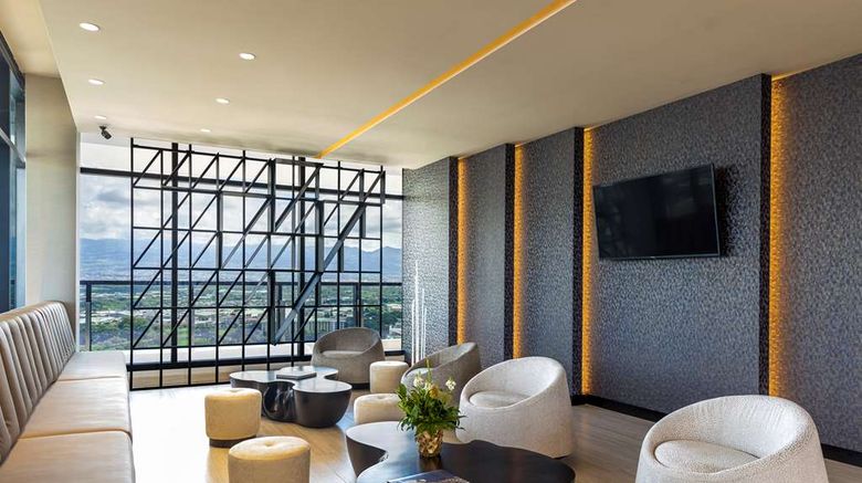 <b>Hilton San Jose La Sabana Lobby</b>. Images powered by <a href="https://iceportal.shijigroup.com/" title="IcePortal" target="_blank">IcePortal</a>.