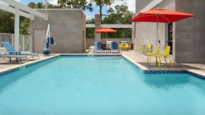 <b>Home2 Suites by Hilton Westshore Airport Pool</b>. Images powered by <a href="https://iceportal.shijigroup.com/" title="IcePortal" target="_blank">IcePortal</a>.