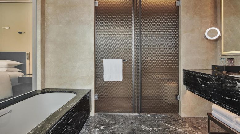 <b>Hilton Yancheng Room</b>. Images powered by <a href="https://iceportal.shijigroup.com/" title="IcePortal" target="_blank">IcePortal</a>.