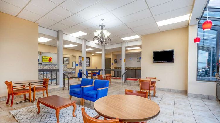 Super 8 by Wyndham Perrysburg/Toledo Other